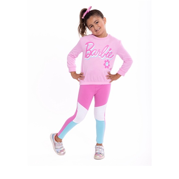 Barbie - Picture 5 of 10